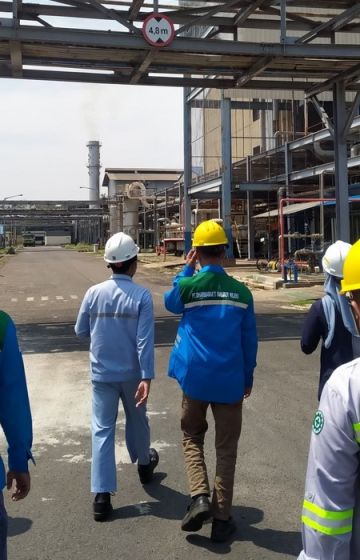 Tim CV. TIO Technology meninjau proyek